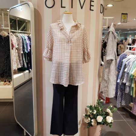 플리츠 칼라체크 블라우스