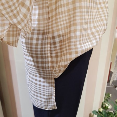 플리츠 칼라체크 블라우스