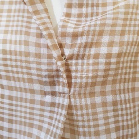 플리츠 칼라체크 블라우스