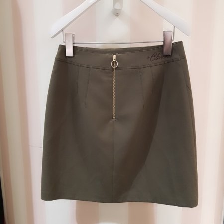 버튼 포인트 스커트