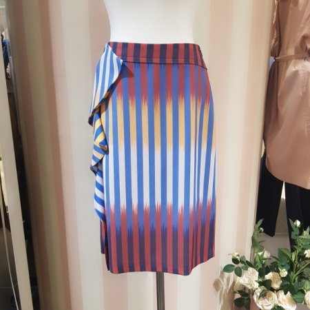 큐브 스트라이프 스커트