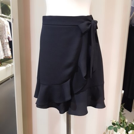 허리 밴딩 프릴 스커트