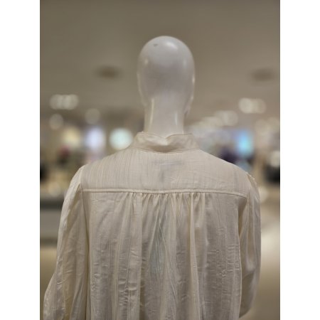 하이넥 셔링 크롭 블라우스 