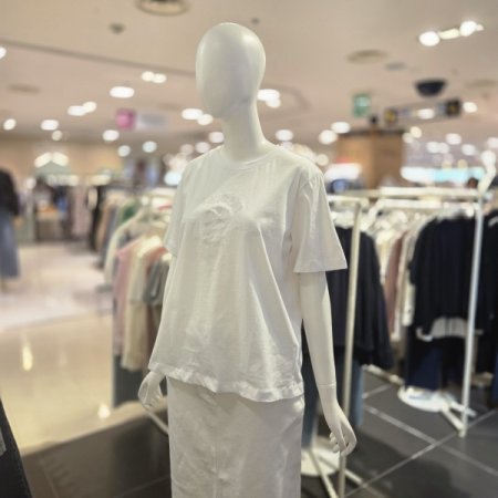 플라워 자수 반팔 티셔츠