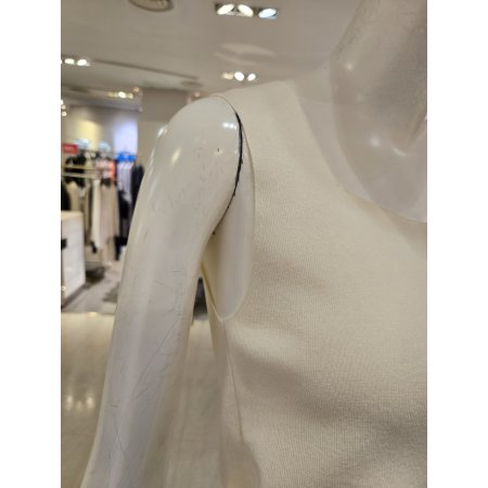 스퀘어넥 썸머 민소매 니트