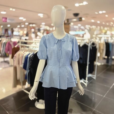 목선 리본 핏앤 플레어 블라우스