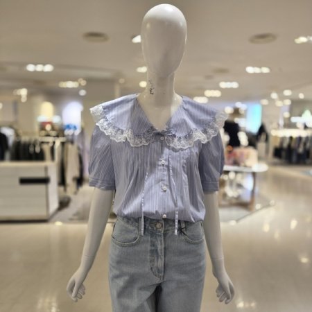 레이스 넥 프릴 리본 블라우스