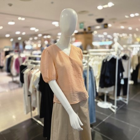 브이넥 리본 블라우스