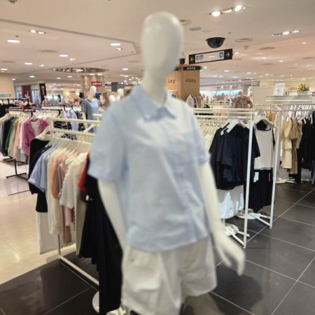 심플 여른 셔츠형 블라우스