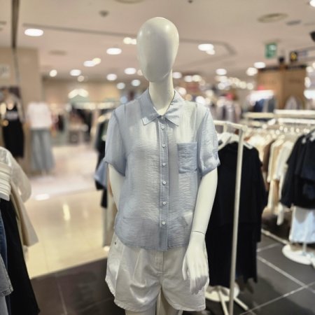 심플 여른 셔츠형 블라우스