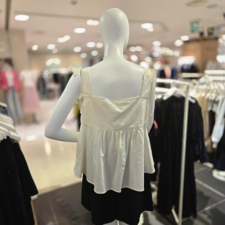 스퀘어넥 민소매 블라우스