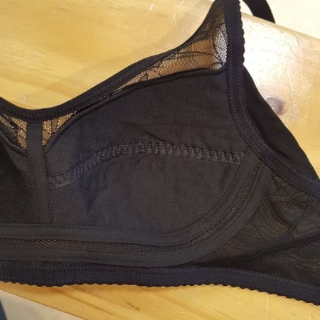 부유방커버 노와이어 브라BK