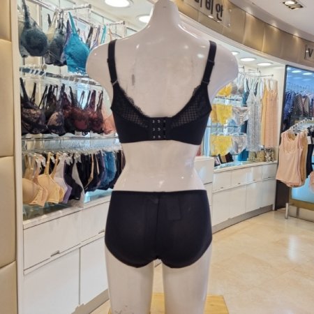 풀컵 노와이어 몰드브라 헴팬티세트BK