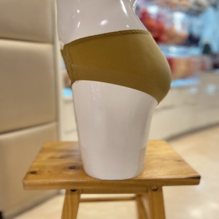 꾸띄르 캐미컬자수 햄팬티