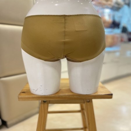 꾸띄르 캐미컬자수 햄팬티