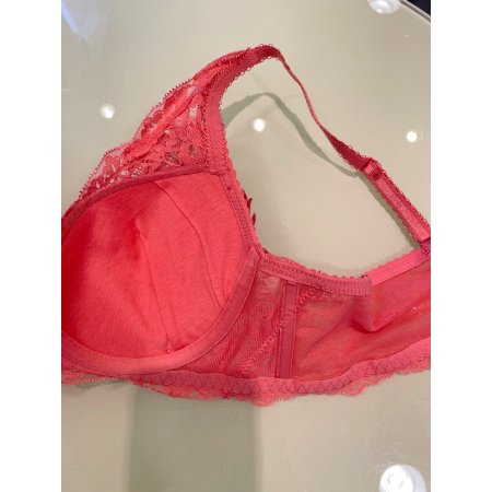 꾸띄르 캐미컬자수 브라