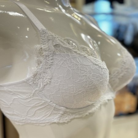 꾸띄르 수입원단 웨딩 여성몰드브라