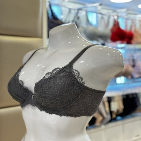 꾸띄르 수입 풀컵 여성몰드브래지어
