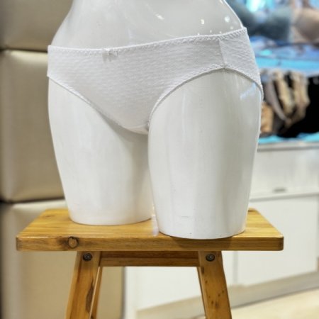 톡톡 엠보싱 여성 면스판팬티