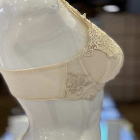 비비안 꾸띄르 풀컵 여성브라