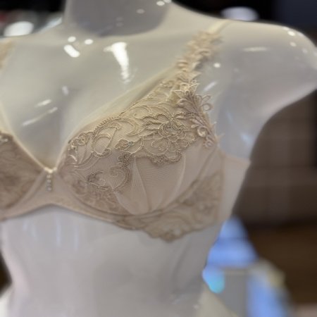 비비안 꾸띄르 풀컵 여성브라