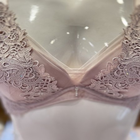 꾸띄르 고급레이스 저중심 여성브라