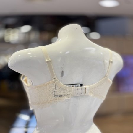 꾸띄르 고급스레이스 풀컵 여성브래지어