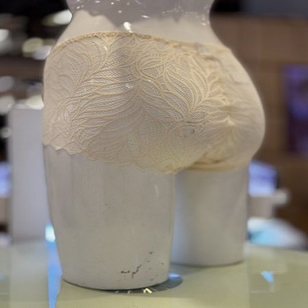 꾸띄르 노라인 망사 여성레이스팬티