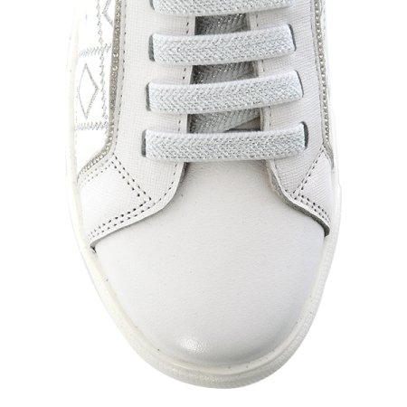 여성 자수 포인트 스니커즈