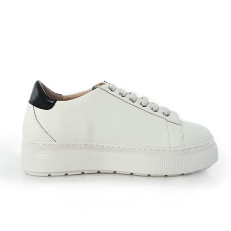 여성 키높이 컵솔 스니커즈