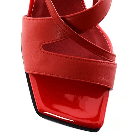 소다 여성 드레스 유니크 샌들