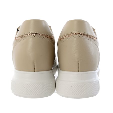 소다 여성 키높이 스니커즈