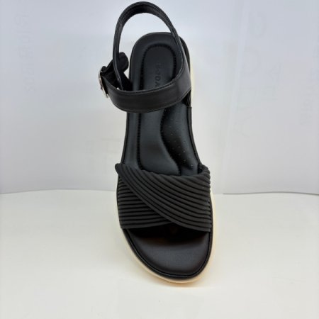 여성  통굽  초경량 샌들