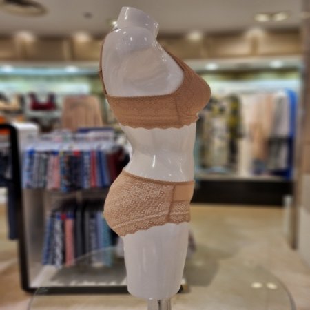 노와이어 스킨 브라세트