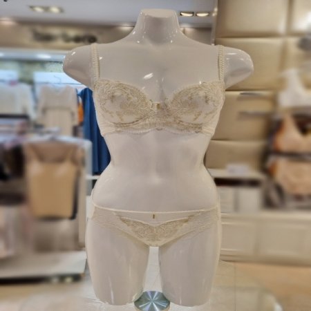 바바라블랙라벨4436브라세트