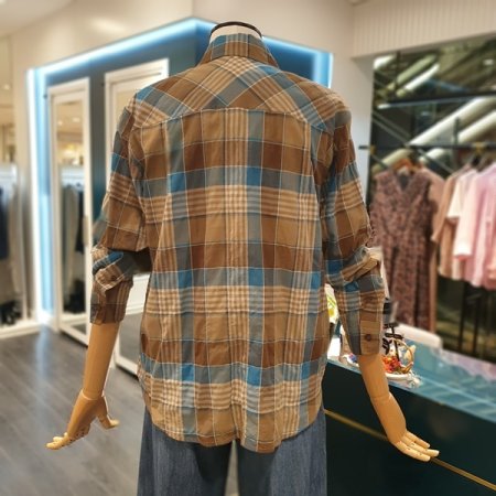 콘부체크블라우스