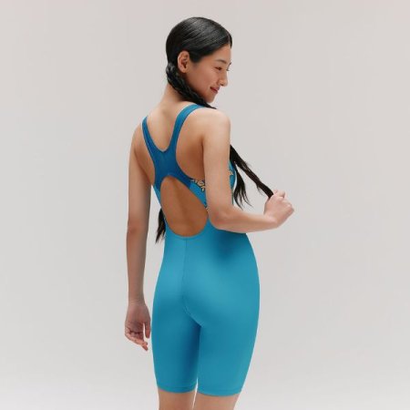 여성 크로아 4부 반신 수영복