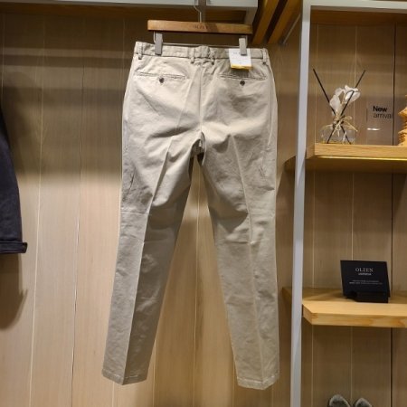 간절기성 컴포트핏 치노팬츠