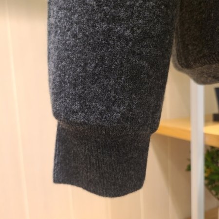 울 풀오버 스웨터