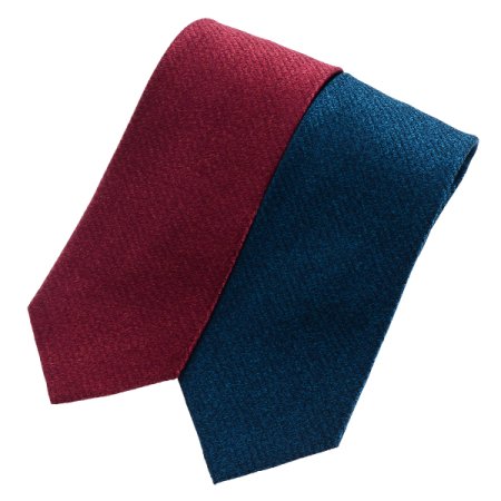 상단에 원포인트 크리스탈 넥타이