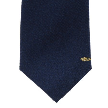 하단에 꼬임 메탈사 원포인트 넥타이