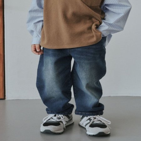 블루 워싱 데님 배기 팬츠