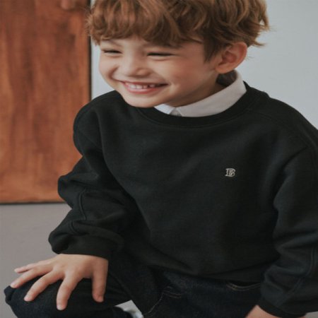 블랙 맨투맨 티셔츠