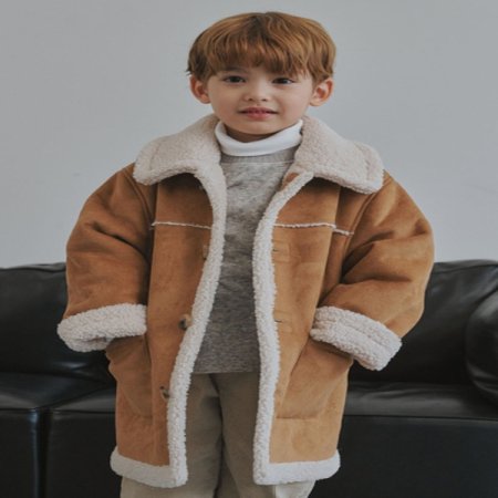 카멜 베이지 무스탕 코트