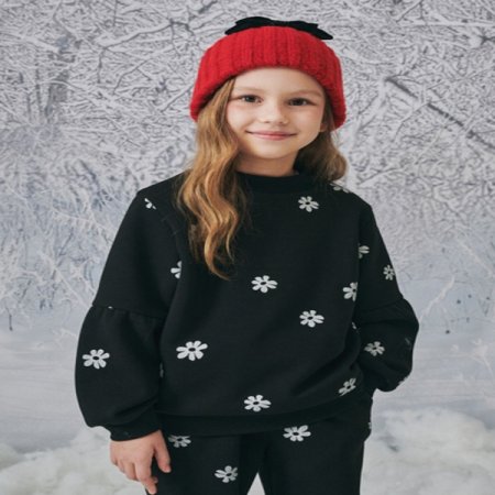 플라워 패턴 블랙 맨투맨 티셔츠