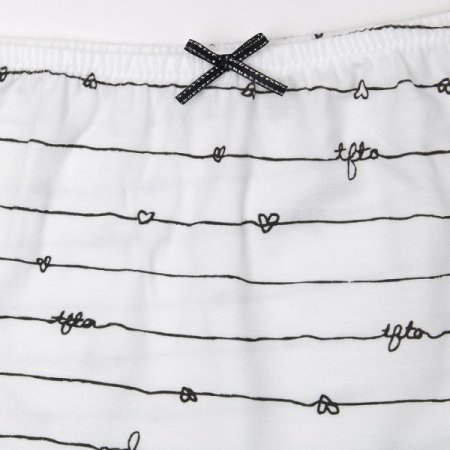 주니어하트라인드로즈