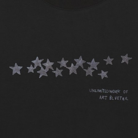 오버핏 세미 크롭 블랙 티셔츠