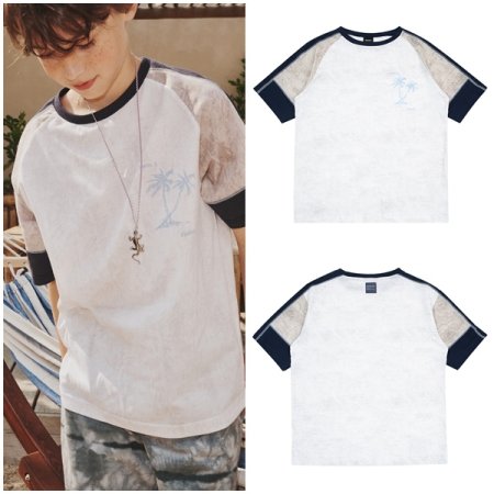나염프린팅 컬러블럭 화이트 반팔티셔츠