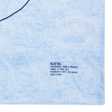 나염 프린팅 스카이 블루 반팔 티셔츠