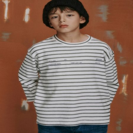 블랙 스트라이프 티셔츠